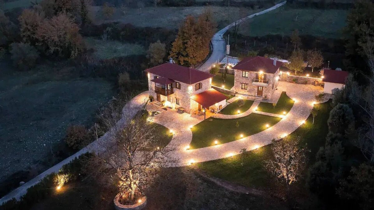 Kalavrita Villa | Luxury villas ideal for families - just 25 minutes from ski center of Kalavrita.
