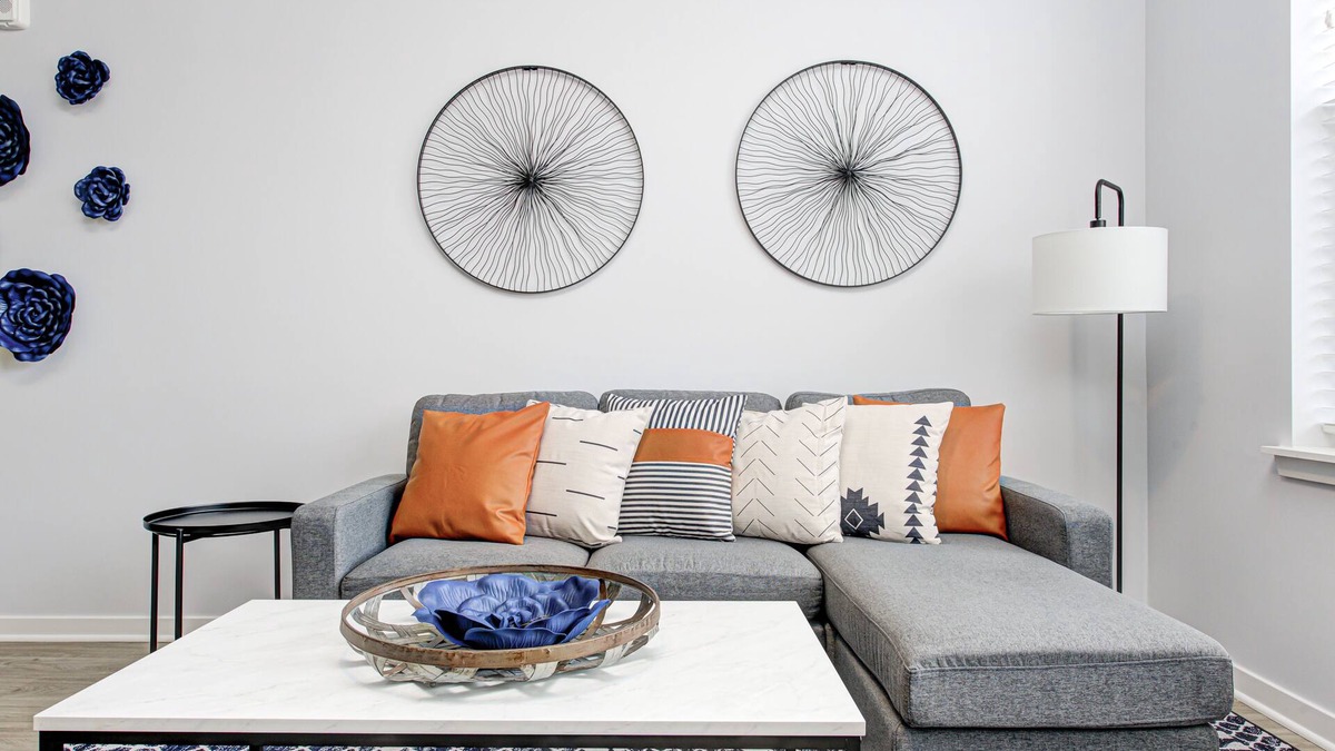 Fishers Apartment | *LUXURY WALK IN THE PARK*