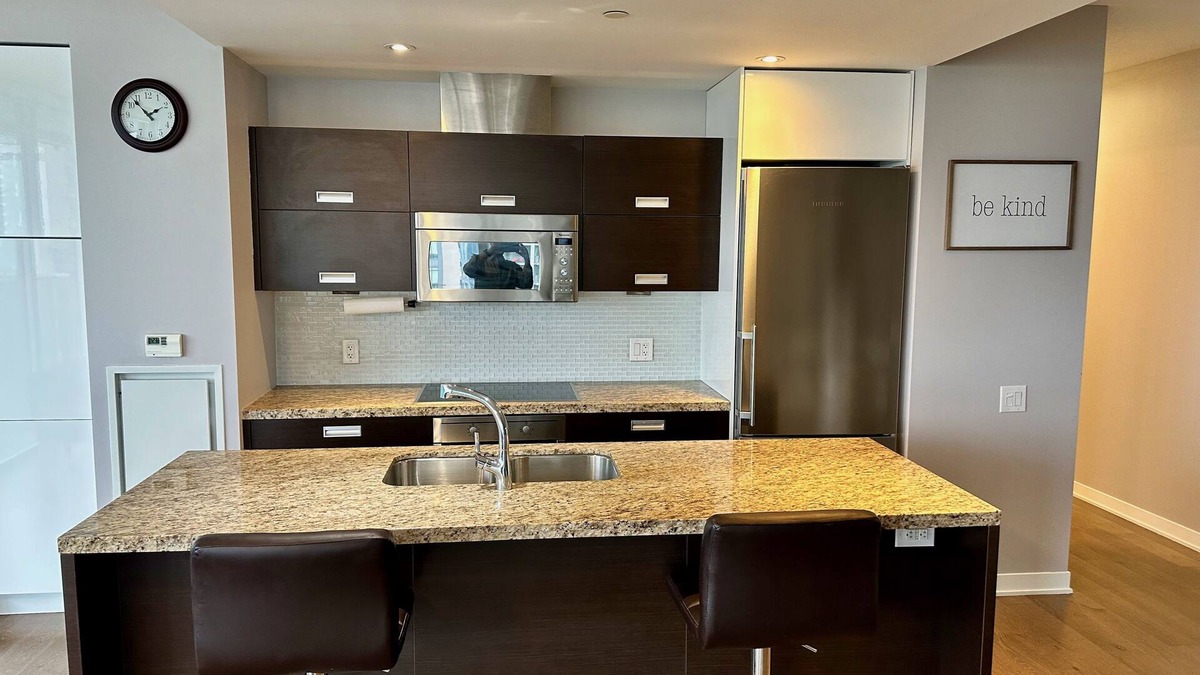 Humber Bay Condo | Luxury Waterfront Condo Toronto