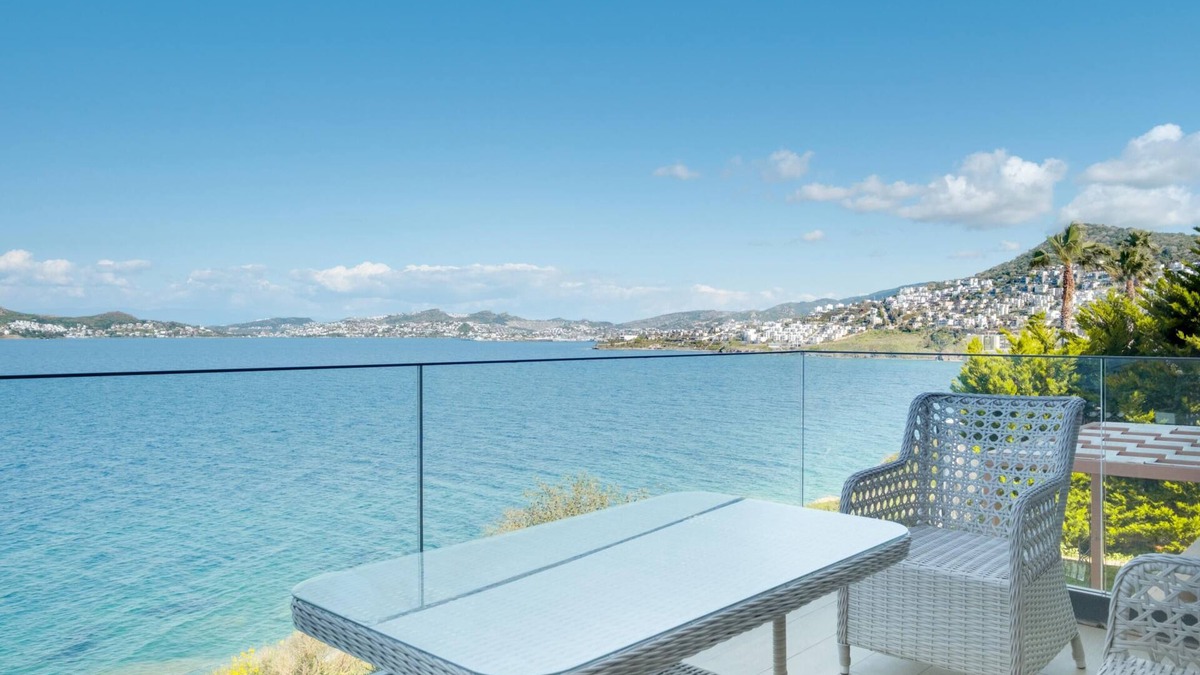 Dagbelen Apartment | Luxury Waterfront House 9 min to Yalikavak Marina