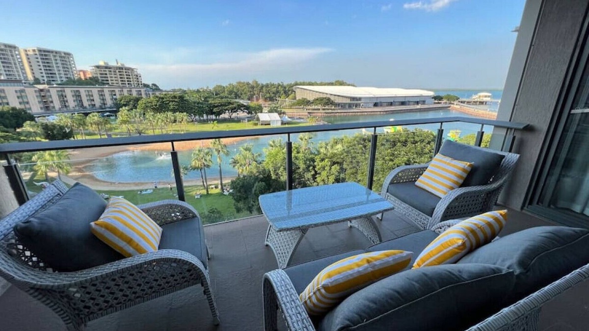 Darwin City Centre Apartment | Luxury Waterfront Stay 1bdr (breathtaking Views)