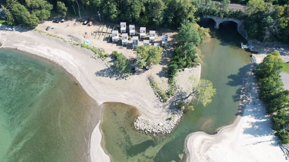 Silver Creek Resort | Luxury Waterfront Resort with private beach cabana, sauna, spa and more.