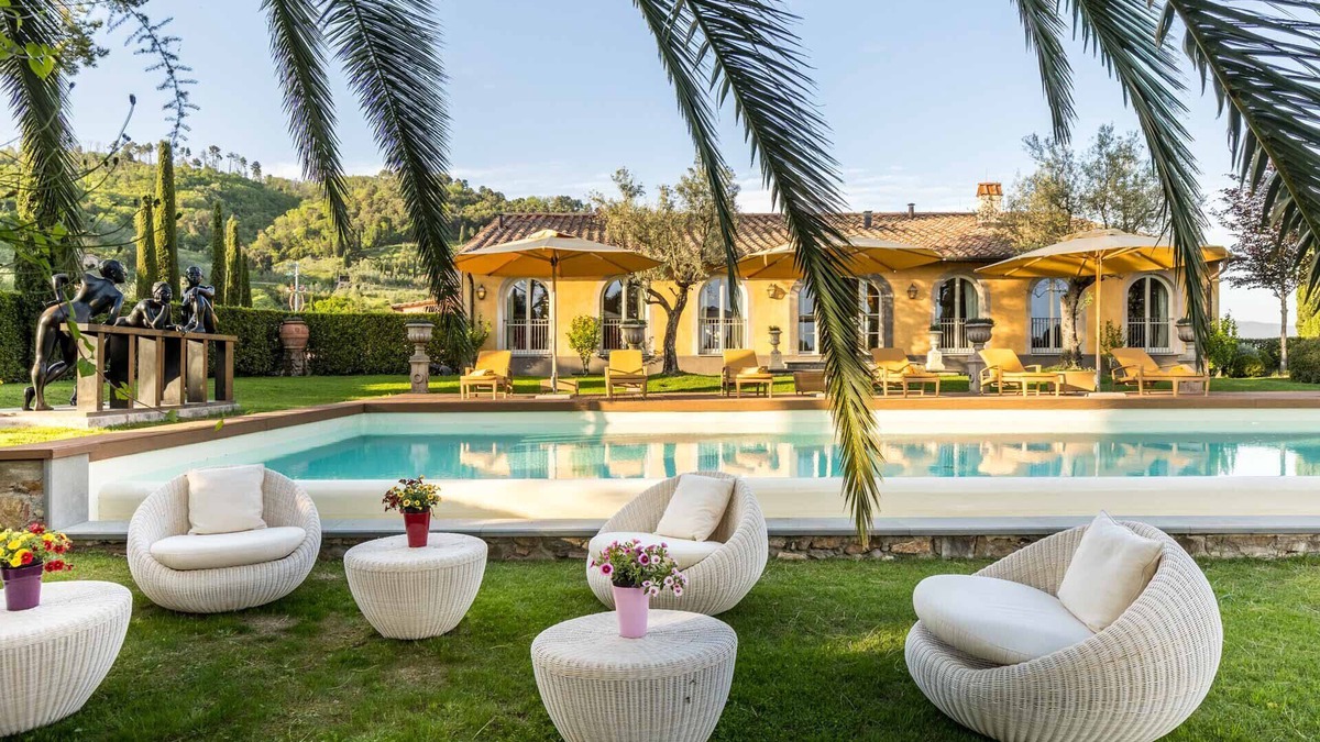 Lucca Villa | Luxury Wine Estate Villa Framed Among Lucca' Hills