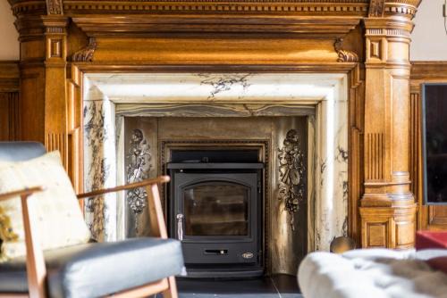 Haymarket Apartment | Luxury Wood panelled West End GF Flat