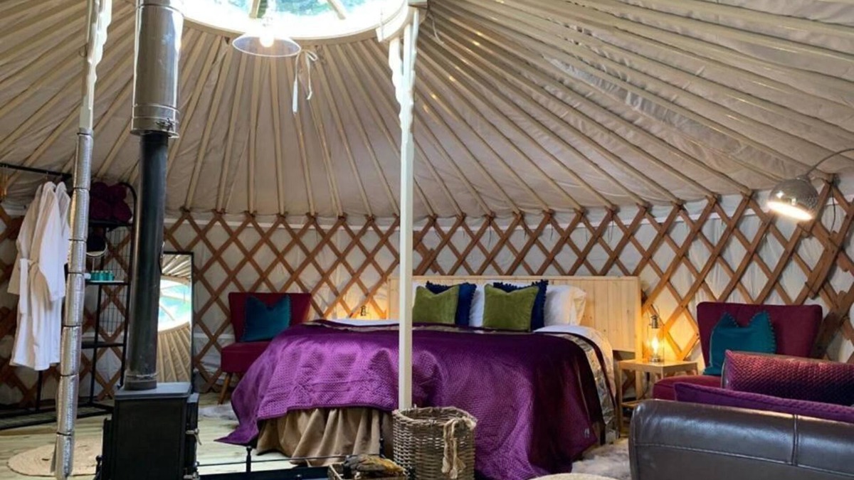 Hulme End RV Rental | Luxury Yurt with Hot-Tub, Peak District, Derbyshire