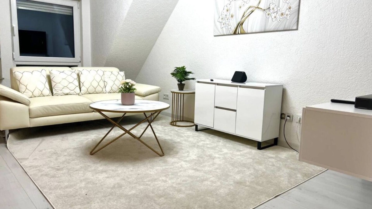 Sankt Leon-Rot Apartment | Luxus Maisonette Wohnung, Apartment am See, Wehome Komfort
