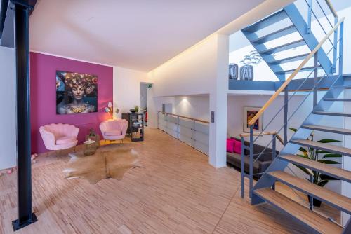 Guetersloh Apartment | Luxus Wellness Loft - 245qm - Designwohnen im Zentrum