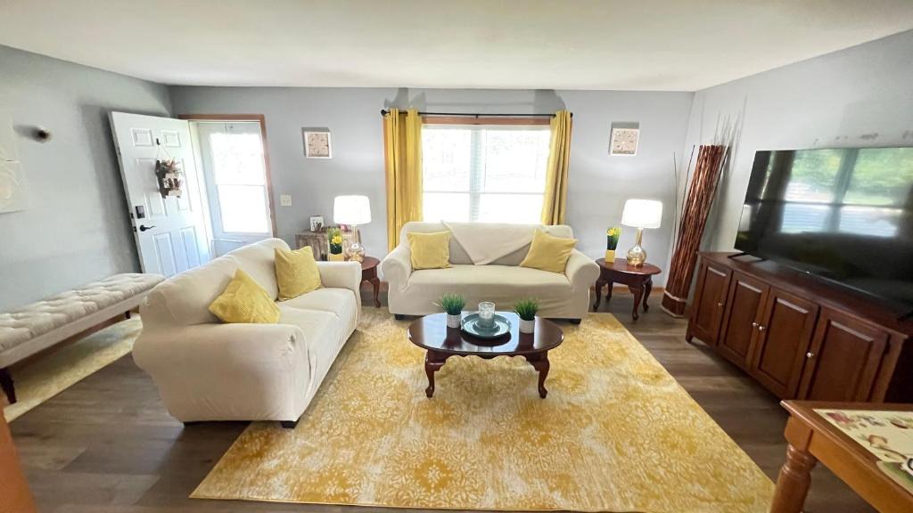 Milwaukee House | Luxx Guest House