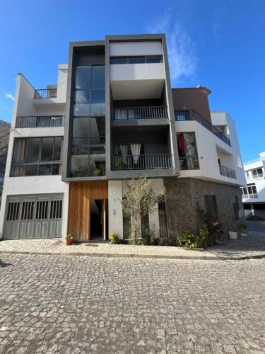 Paul House | Luz d'Sol - Residencial Familiar