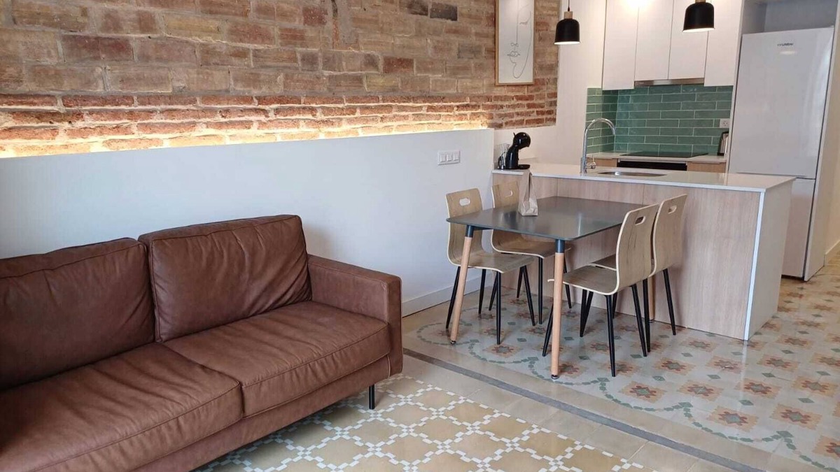 Diagonal Mar i el Front Maritim del Poblenou Apartment | LV 31 Apartment near Barcelona beach - 2 bedrooms with double bed