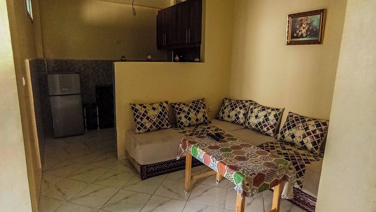 Hay El Farah Apartment | LWH FLAT 2: Cosy Apartment