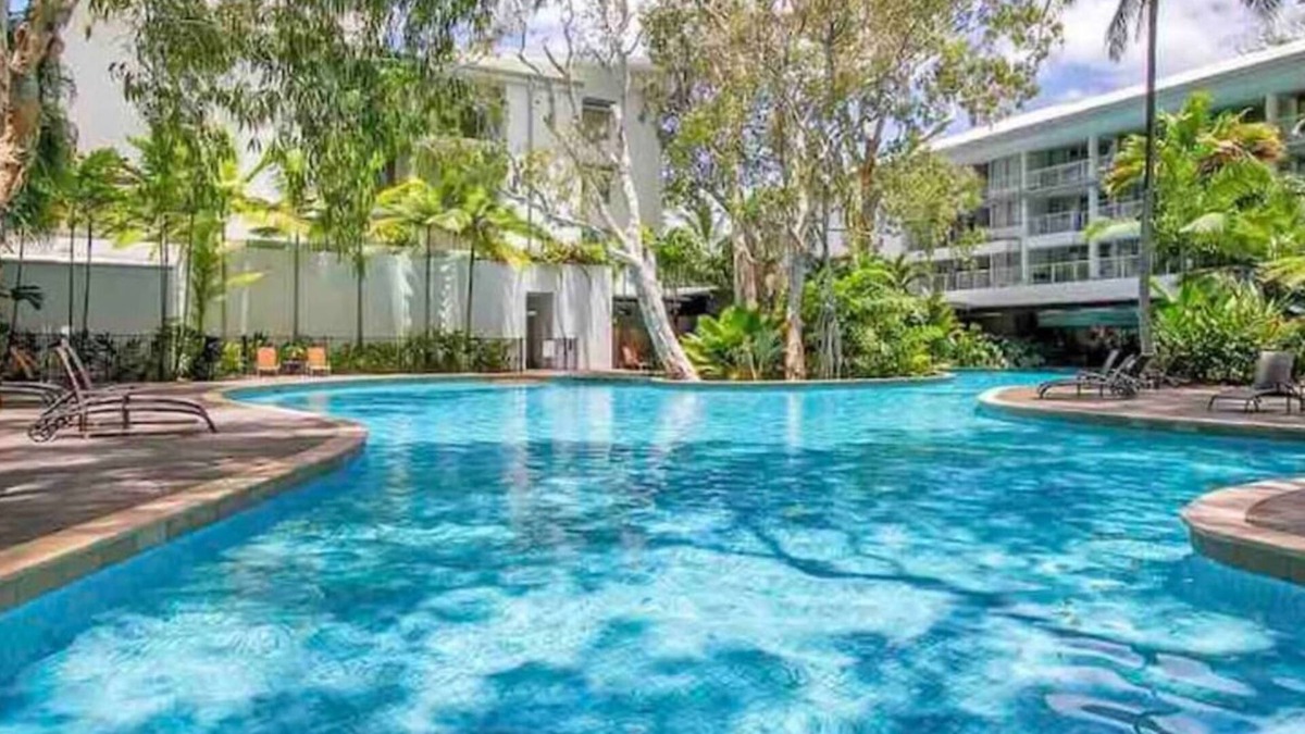 Palm Cove Apartment | Lxry 2 bed Apt-Sea and Mountain View