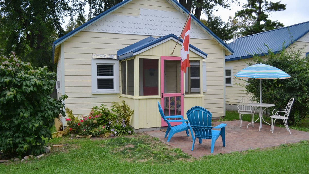 Port Austin Cottage | LYC Cottage #2