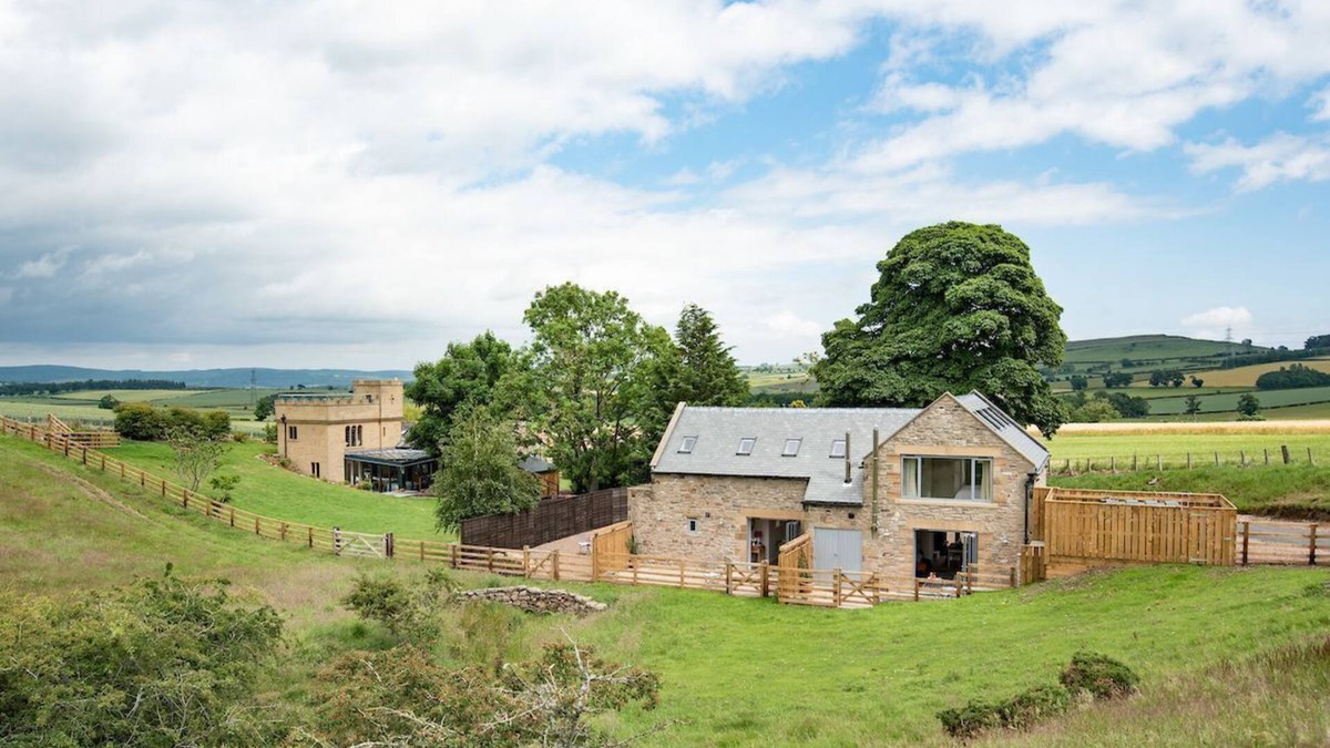 Alnwick Apartment | LYDIA - first floor stylish apartment in a tranquil countryside setting