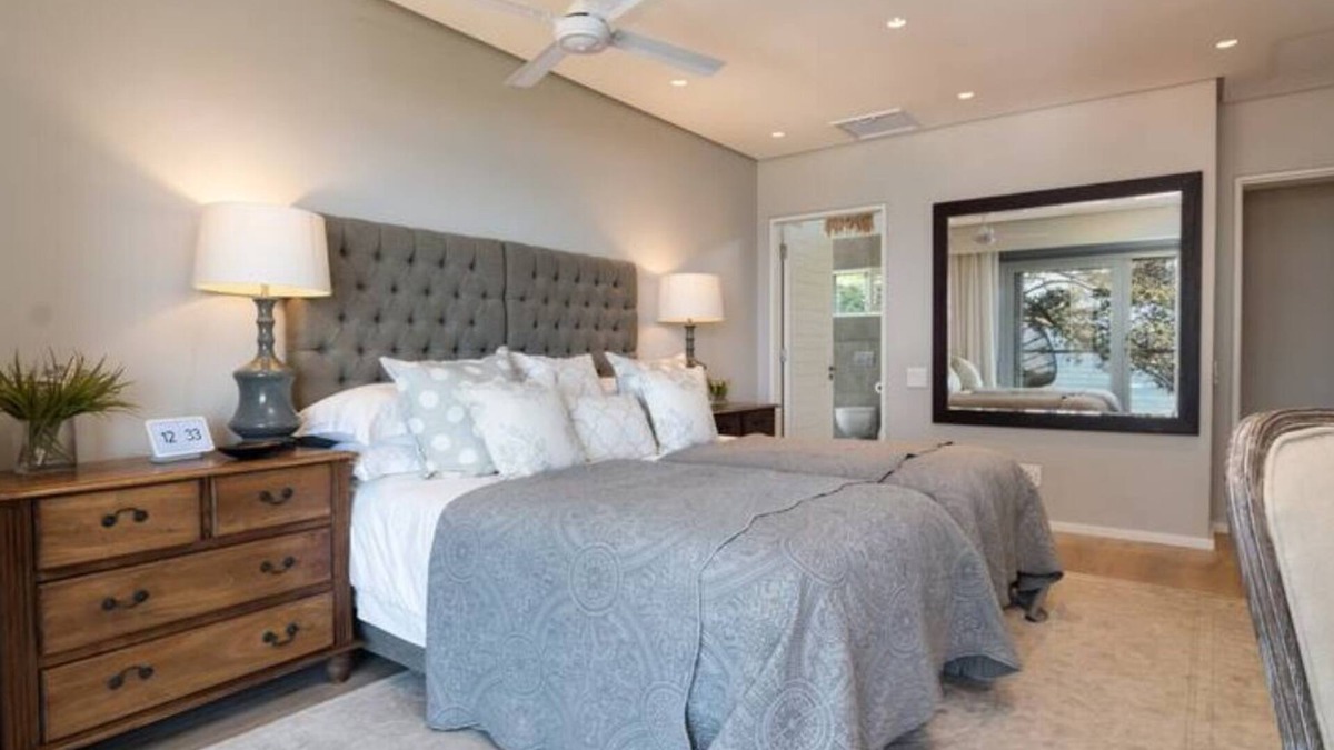 Selection Beach Apartment | Lymegrove Beach Villa's Oyster Suite | Umdloti