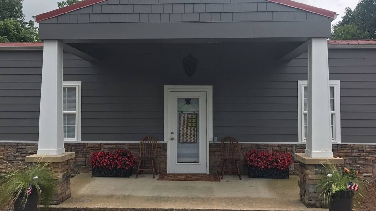 Lynchburg House | Lynchburg cottage across from Jack Daniels Barrel Houses, come smell the mash!