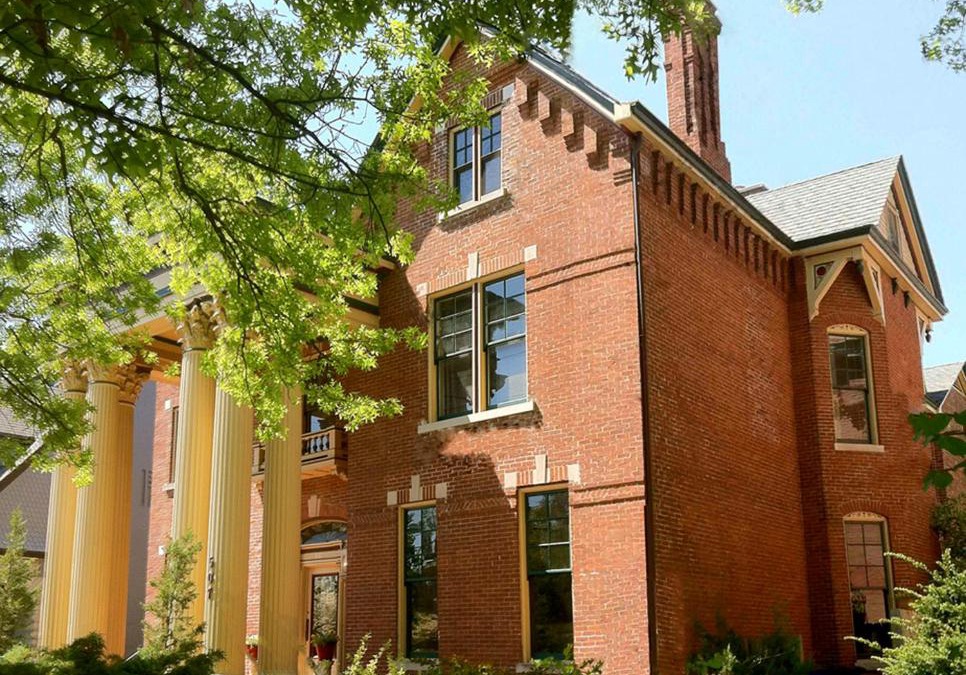 Northside District Bed & Breakfast | Lyndon House Bed & Breakfast