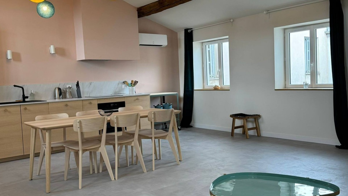 La Presqu'ile Apartment | LYON Bellecour quiet area near fabric museum - ideal for families