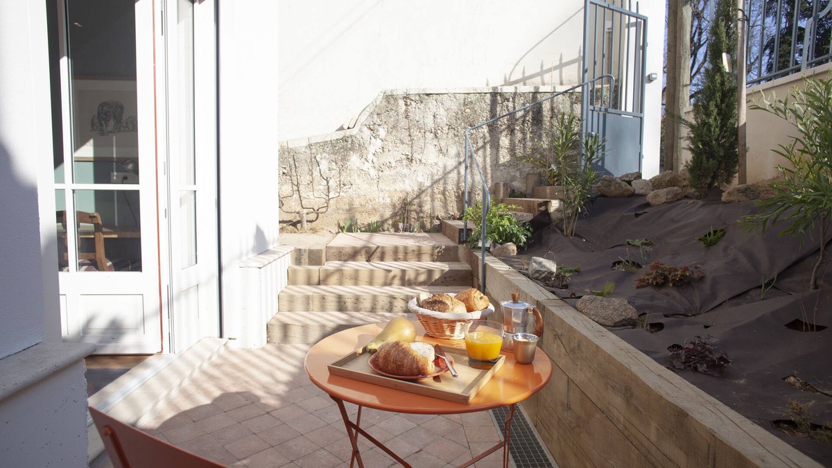 Feuillat Desgenettes Bed & Breakfast | Lyonest Chambre D'hôtes