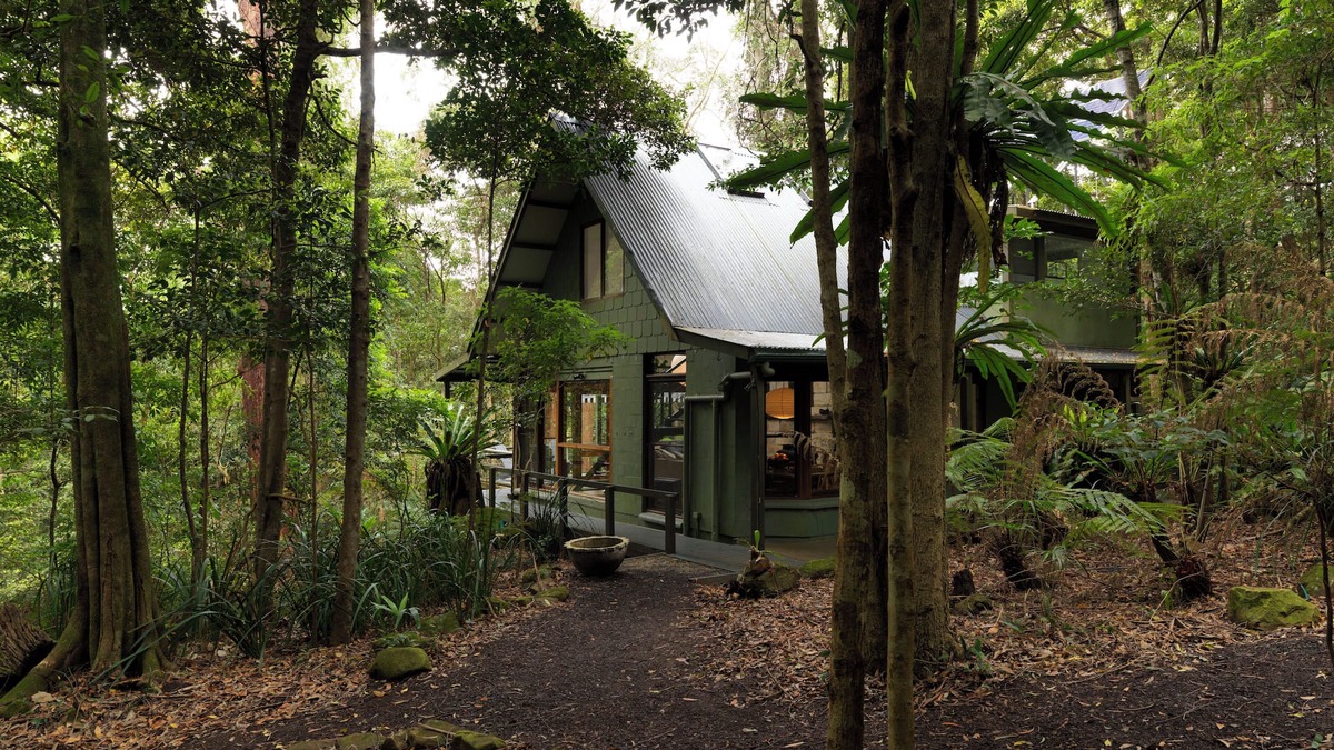 Foxground Cottage | Lyrebird House, an off-grid escape nestled in Foxground's lush rainforest.