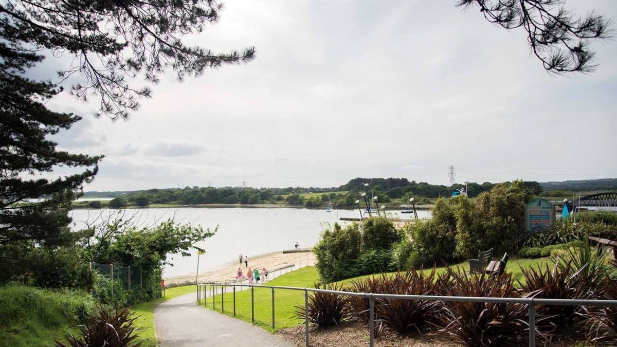 Hamworthy House | Lytchett Bay View Holiday home