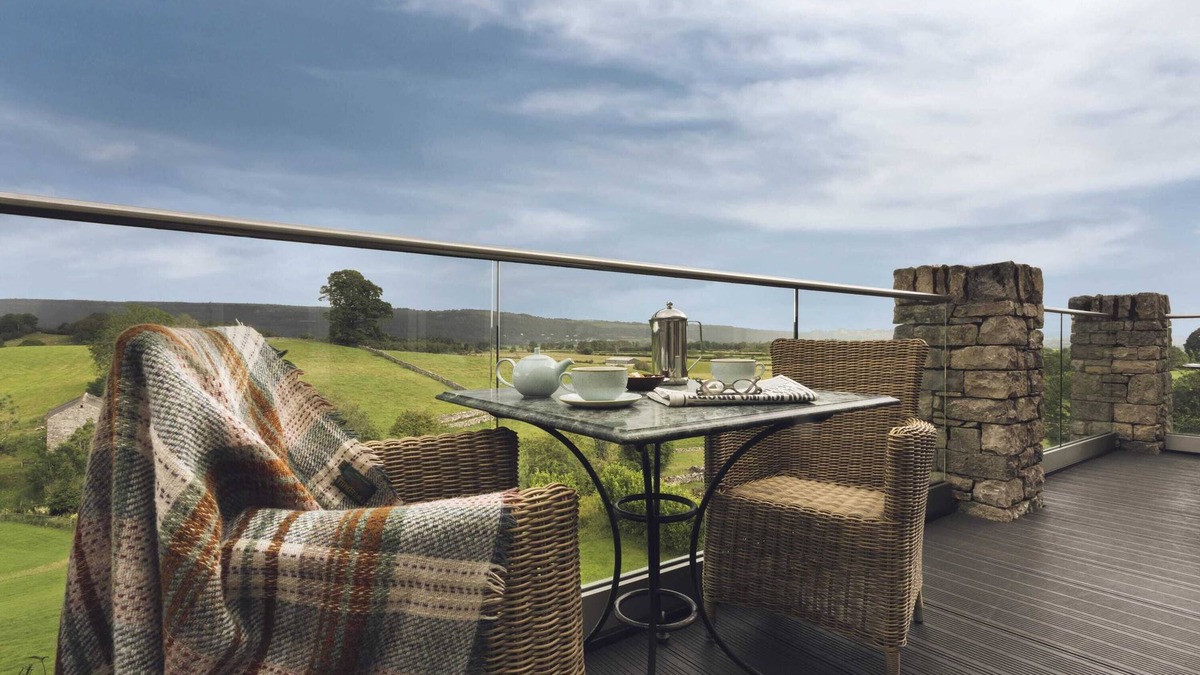Kendal House | Lyth Valley - X9 Bed Cumbrian Country House