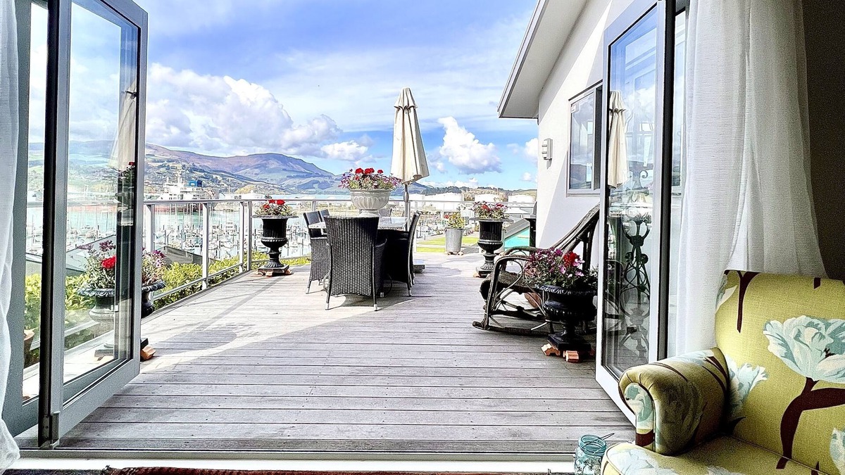 Lyttelton House | Lyttelton Boatique House