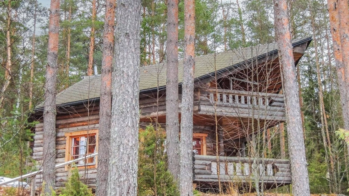Raakkyla House | Mäntyniemi by Interhome