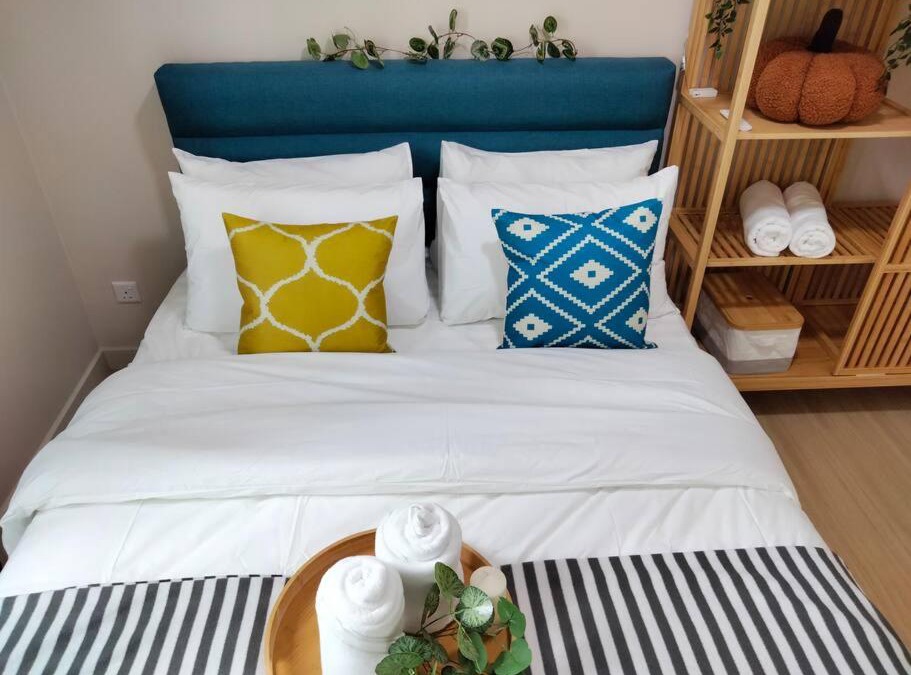 Sentul Pasar Apartment | M Centura Sentul 3-Bedroom Pool View Residences by Homebrickz