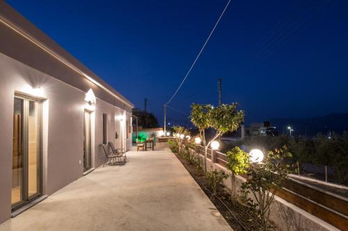 Kissamos House | M & E Kissamos sea view house