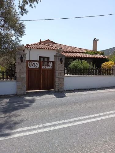 Pythagorion Villa | M & G villa