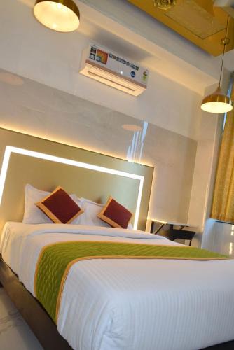 Anaimalai Hotel | M Grand Stay