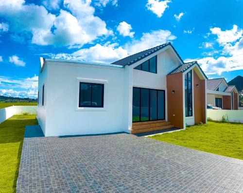 Nang Lae Resort | M&M garden house