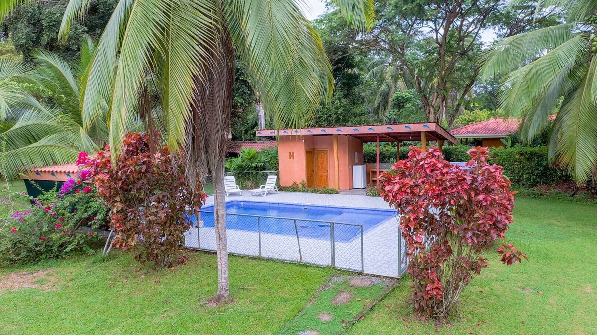 Cocles House | M1 Margarita Garden House pool, AC