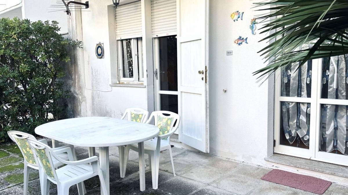 Marcelli Apartment | M282 - Marcelli, three-room apartment with garden 100m from the sea