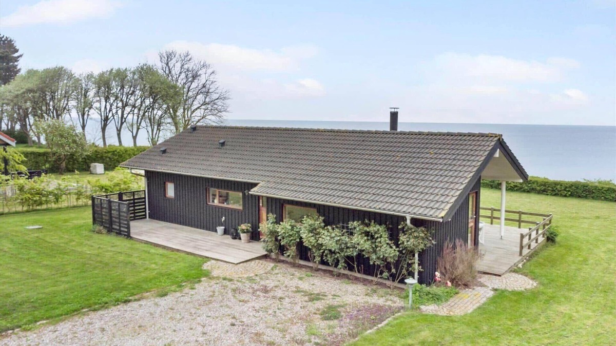 Nykobing Falster House | M320 Nykøbing F - Sdr. Alslev Kystvej 8 A