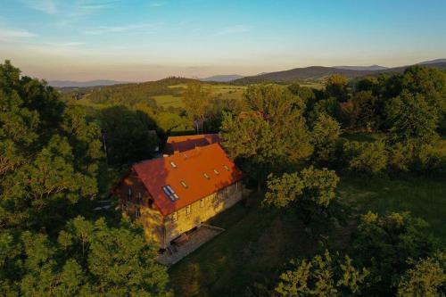 Stara Kamienica House | MałaKamienica80 Butikowa agroturystyka w Górach Izerskich