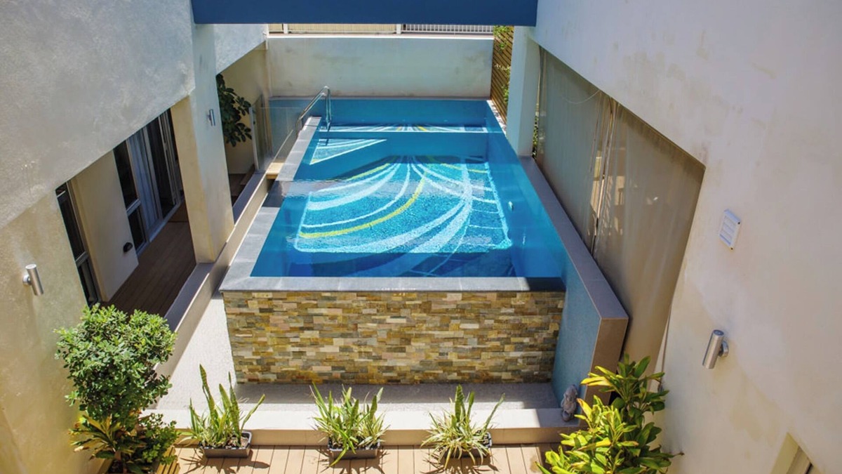 Fremantle House | Maand Up Accommodation