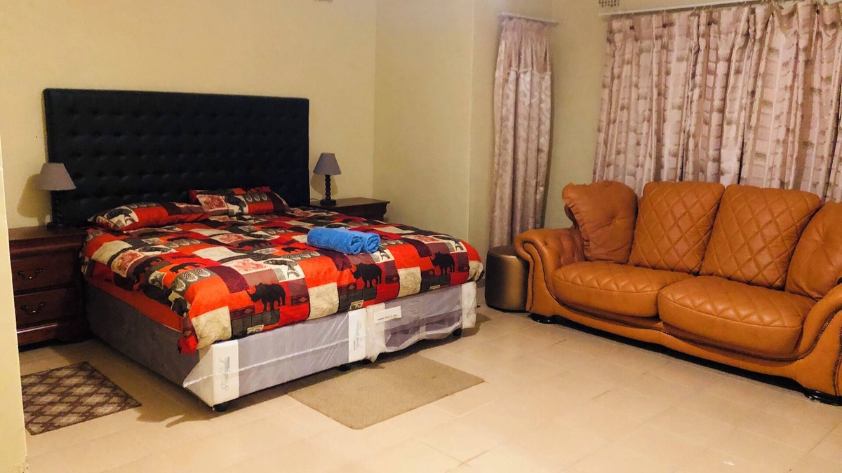 Masvingo House | “MABWE Residence 3mins from Great Zimbabwe Ruins