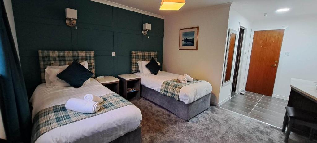 Kinlochleven Hotel | MacDonald Hotel & Cabins