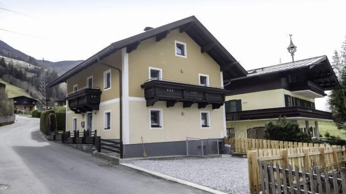 Bruck an der Grossglocknerstrasse House | Machreich by Interhome