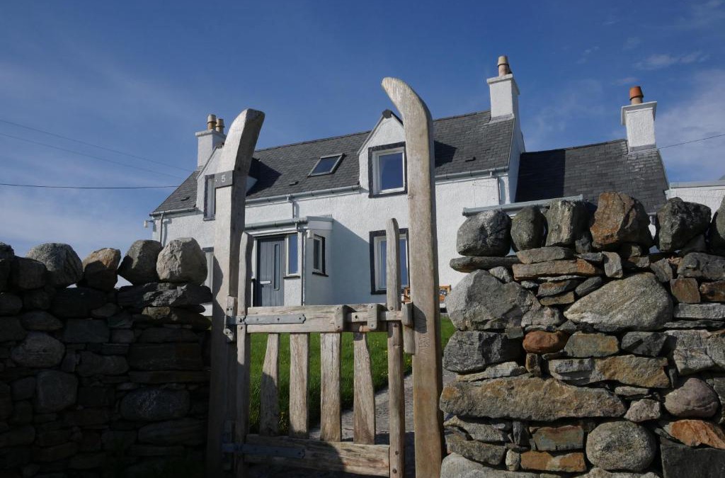 Skigersta House | Macleod Cottage - Isle of Lewis Self-Catering