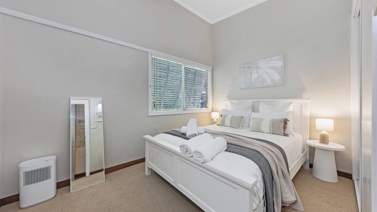 Macmasters Beach House | MacMasters Beach Lake House - Quiet and Family Friendly