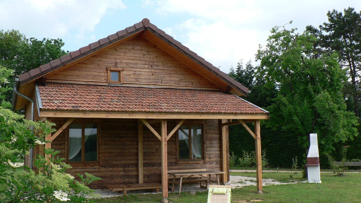 Cusey House | "Madriage" wooden house