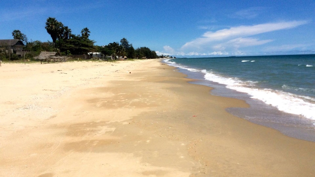 Chakphong Condo | Mae Phim Thailand. Luxury beachfront condo