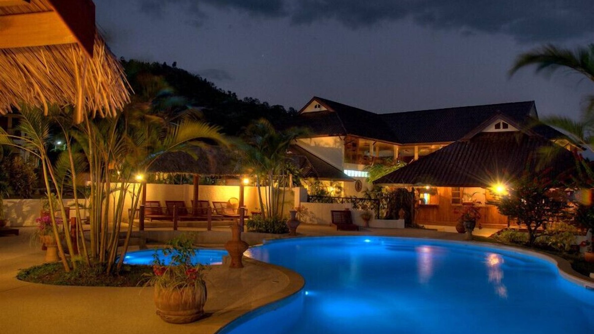 Mae Ai Resort | Maekok River Village Resort