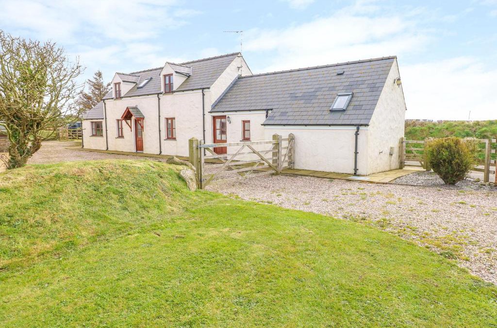 St Brides House | Maerdy Cwtch