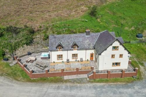 Newcastle-on-Clun House | Maesgwyn