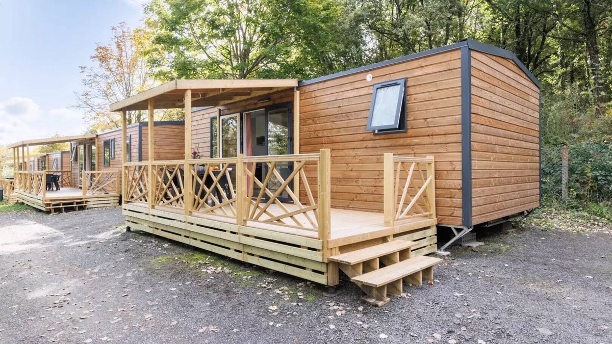 Chatel-Guyon House | Maeva Respire campsite in La Croze * - Premium Cottage 3 Parts 4 People + TV