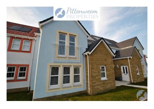 Kilrenny Apartment | Maeyar-contemporary apartment in coastal village